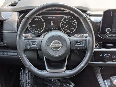 2022 Nissan Pathfinder SV