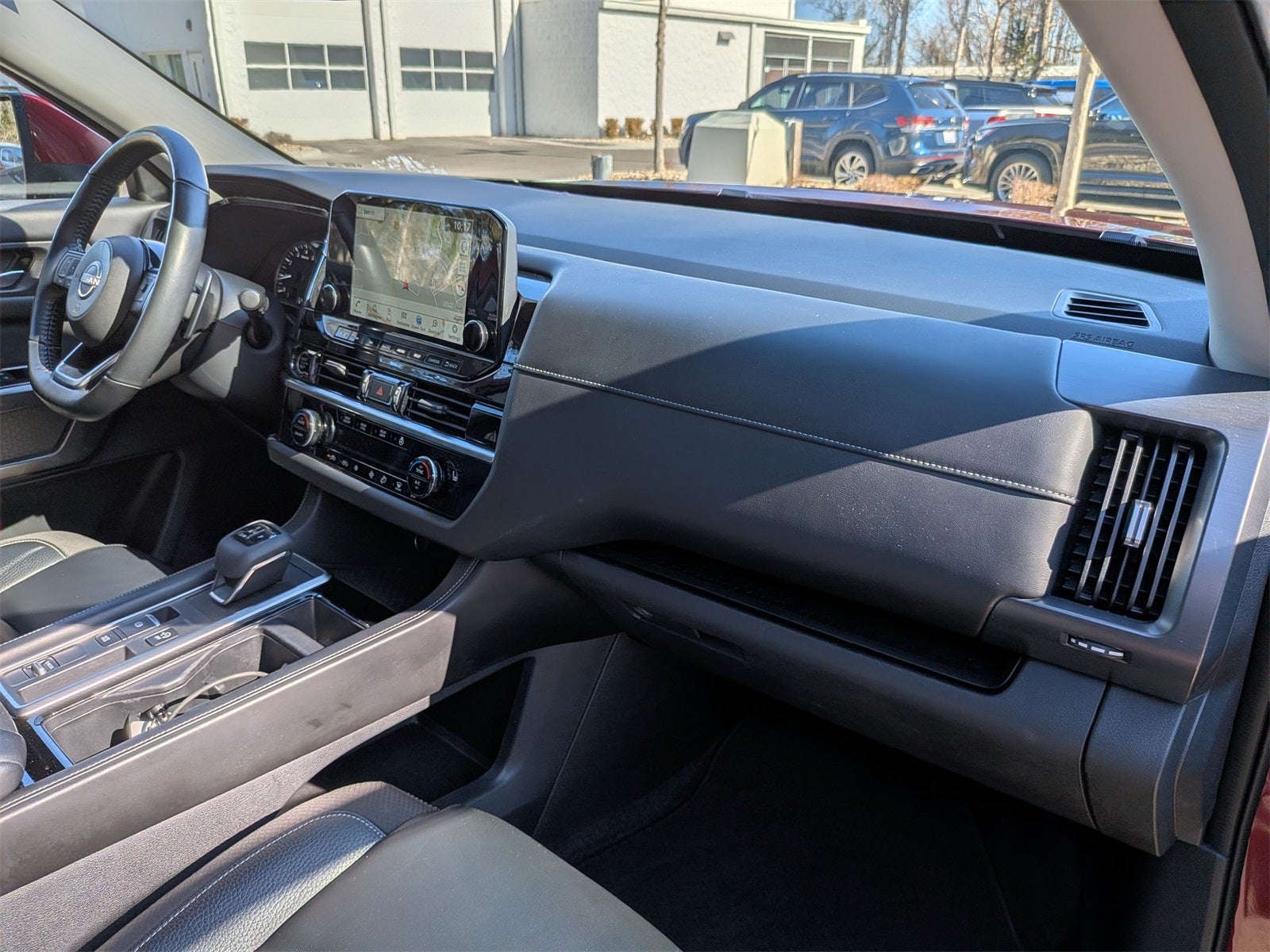 2022 Nissan Pathfinder SL