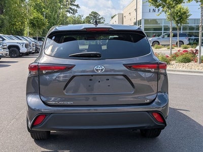 2024 Toyota Highlander LE