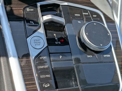 2025 BMW X6 xDrive40i