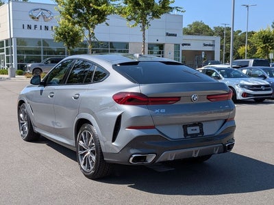 2025 BMW X6 xDrive40i