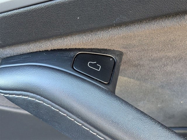 2022 Tesla Model 3 Base