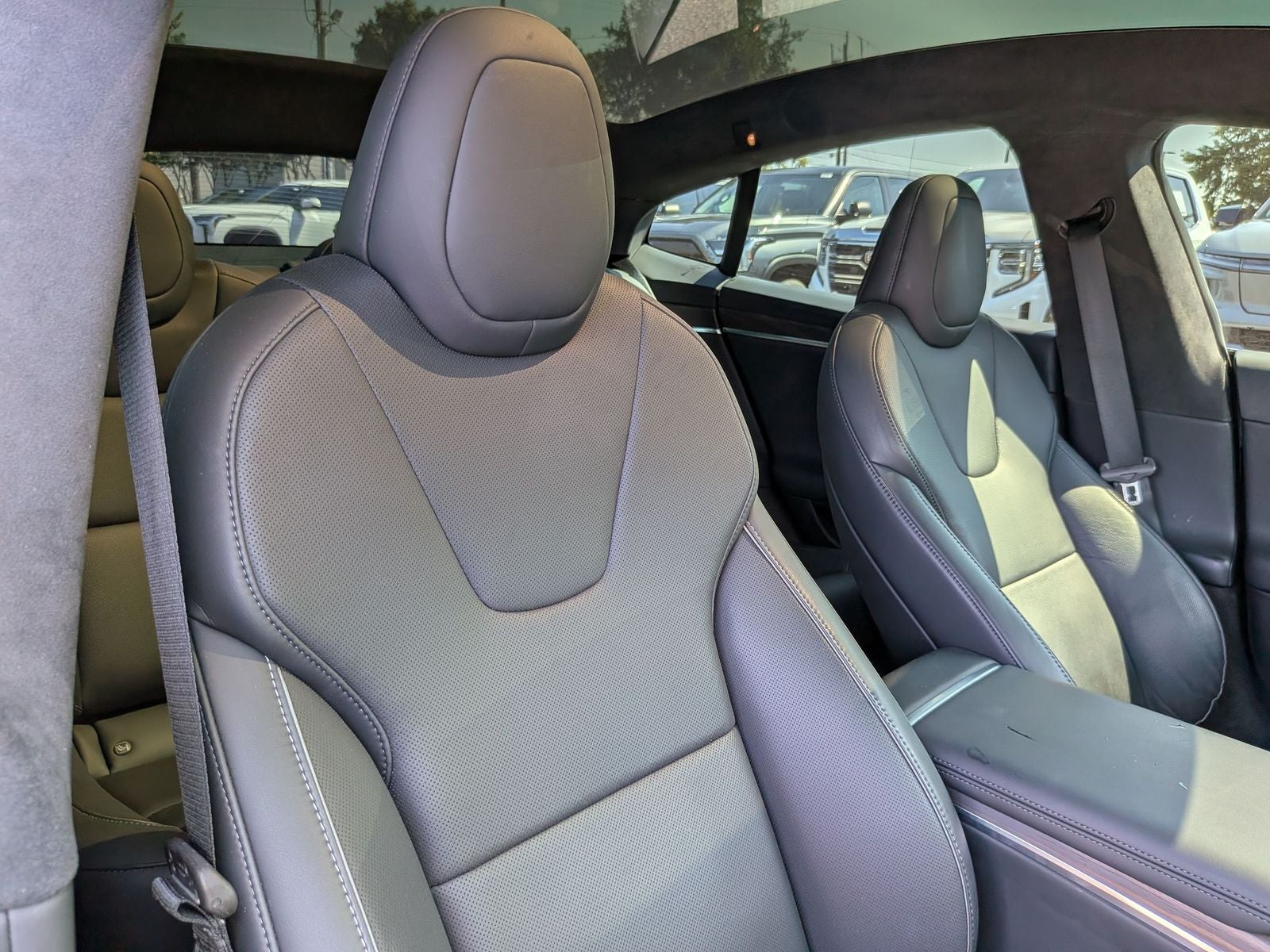 2021 Tesla Model S Plaid