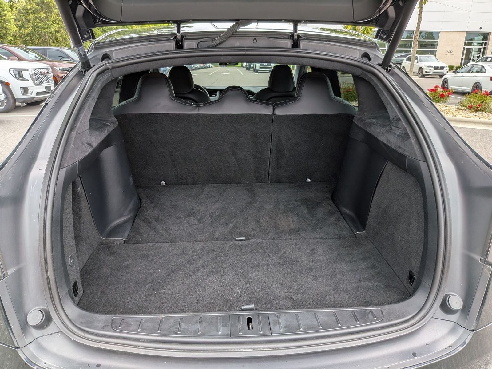 2020 Tesla Model X Long Range