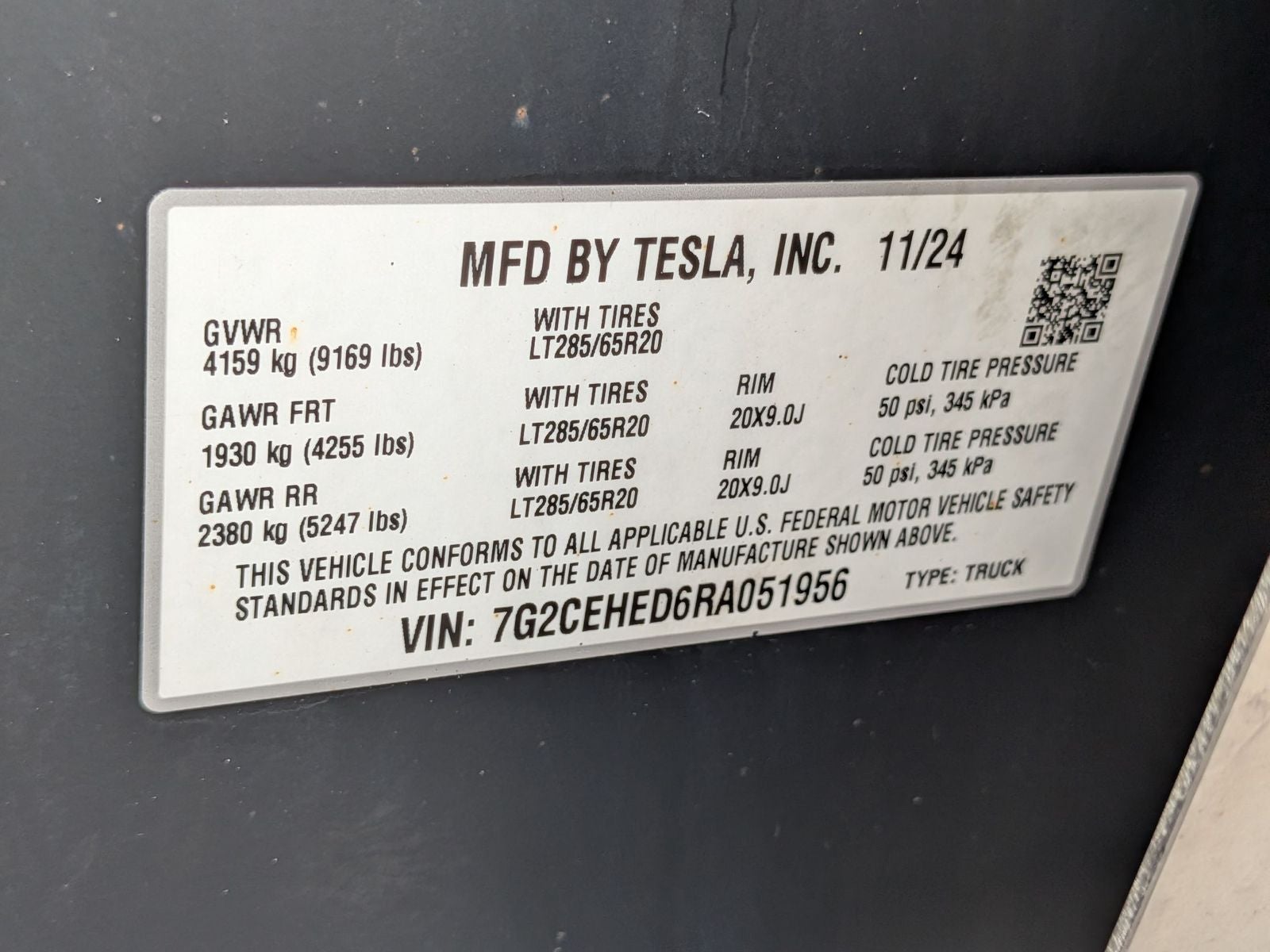 2024 Tesla Cybertruck Base