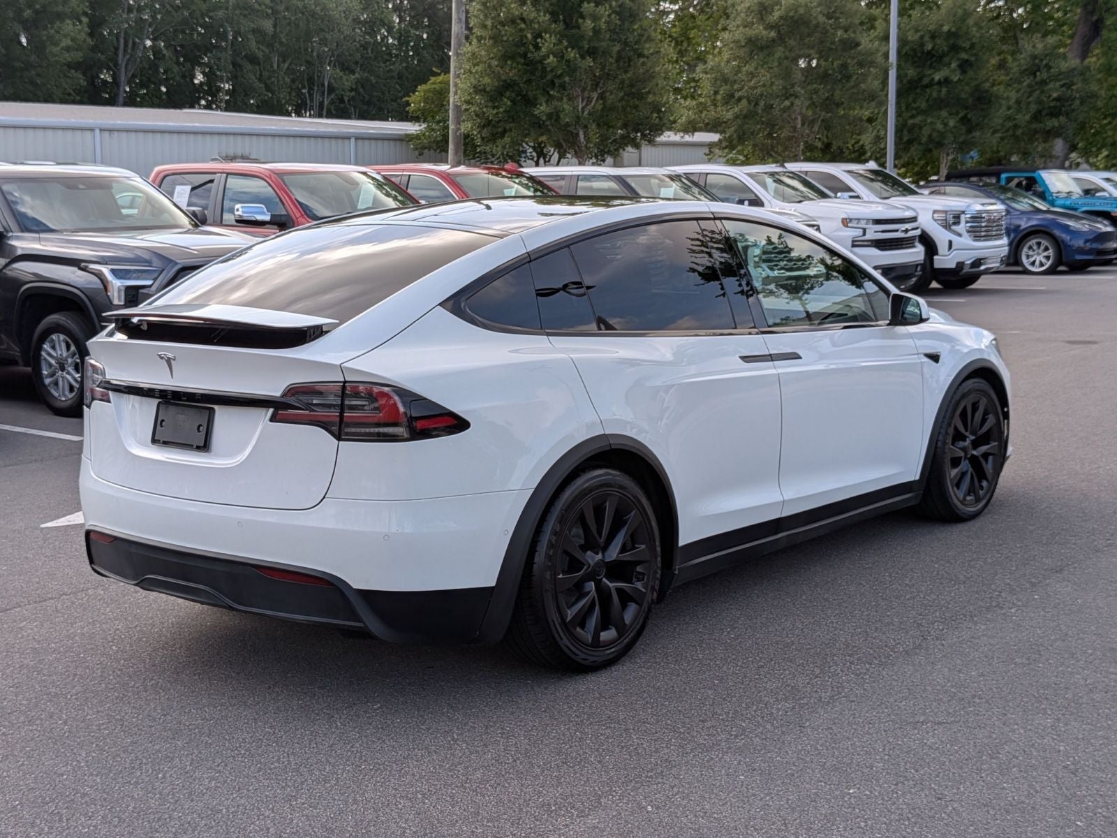 2022 Tesla Model X Base