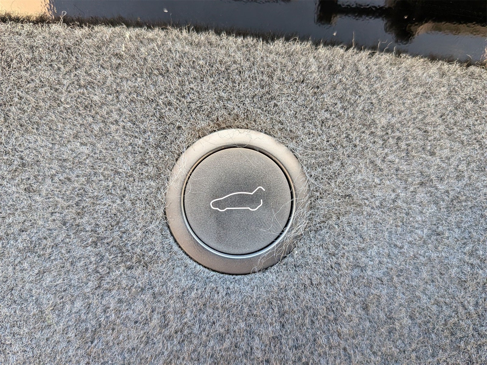 2022 Tesla Model X Base