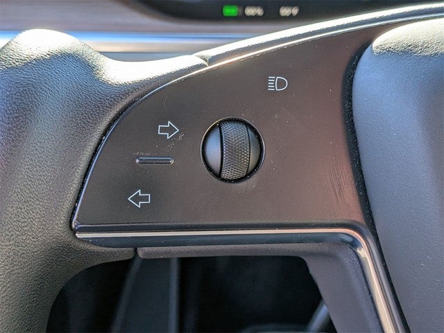 2022 Tesla Model X Base