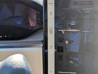 2022 Tesla Model X Base