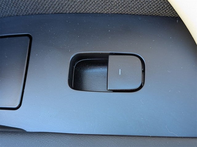 2022 Tesla Model X Base