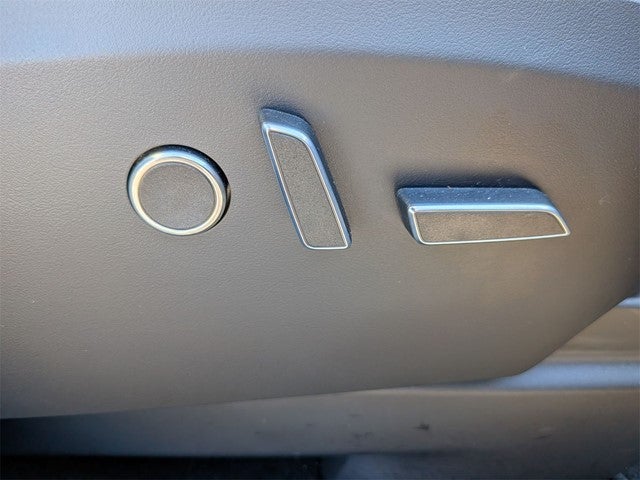 2022 Tesla Model X Base