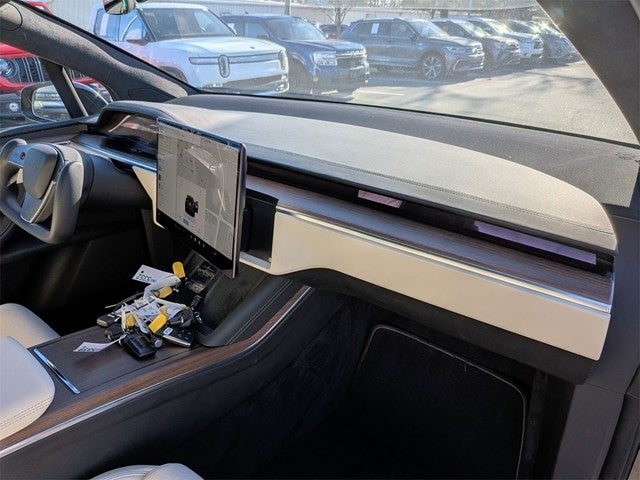 2022 Tesla Model X Base