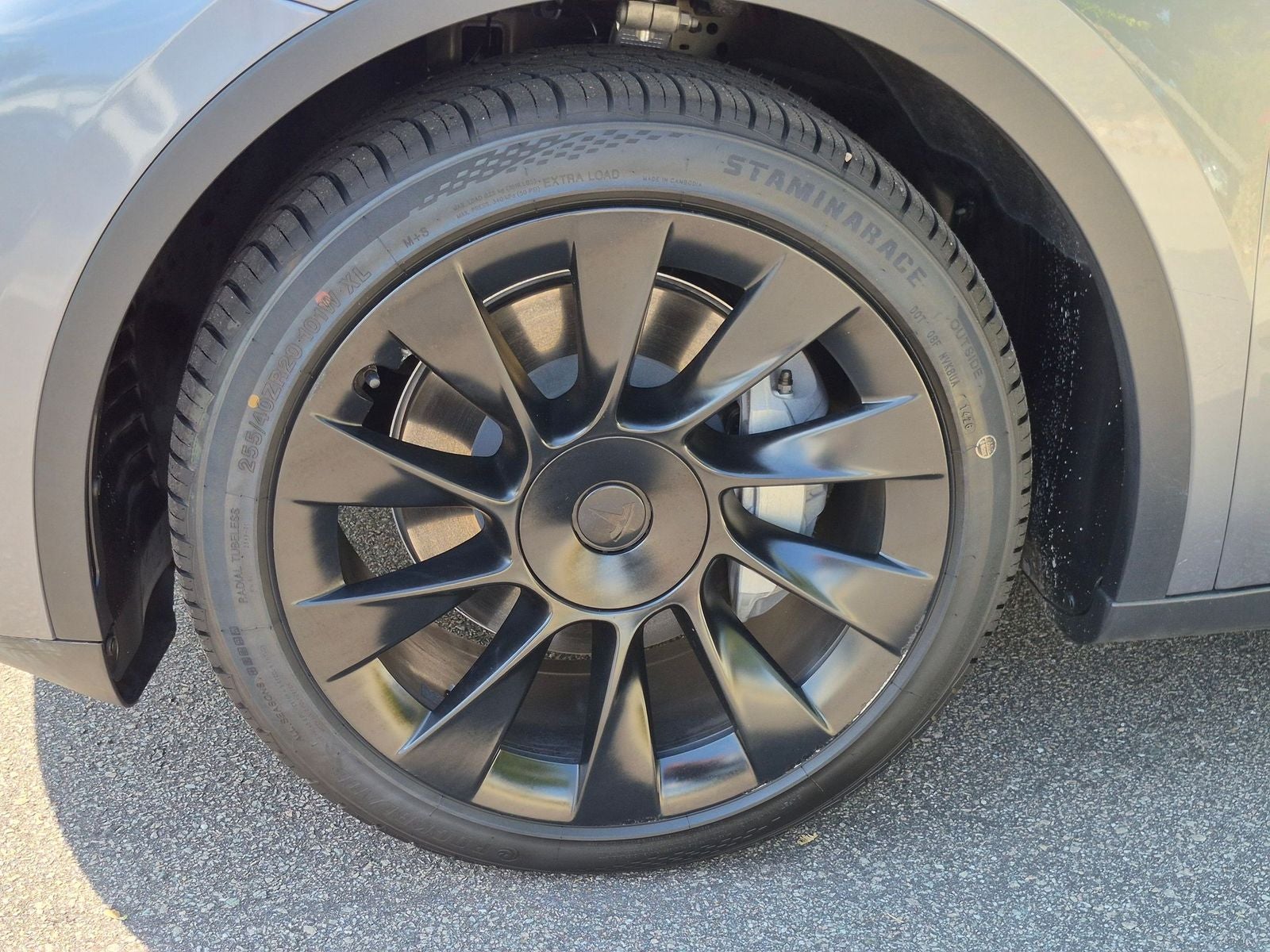 2025 Tesla Model Y Long Range