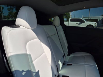 2025 Tesla Model Y Long Range