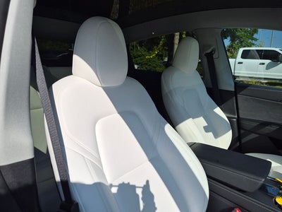2025 Tesla Model Y Long Range