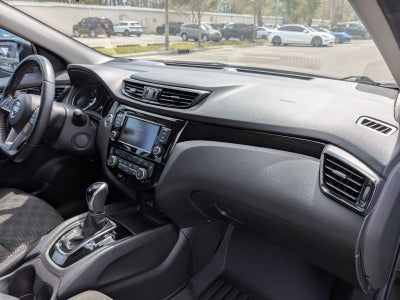 2022 Nissan Rogue Sport SV