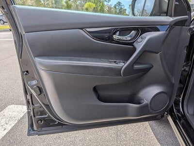 2022 Nissan Rogue Sport SV