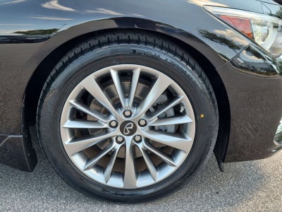 2023 INFINITI Q50 LUXE