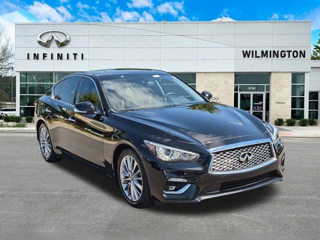 2023 INFINITI Q50 LUXE