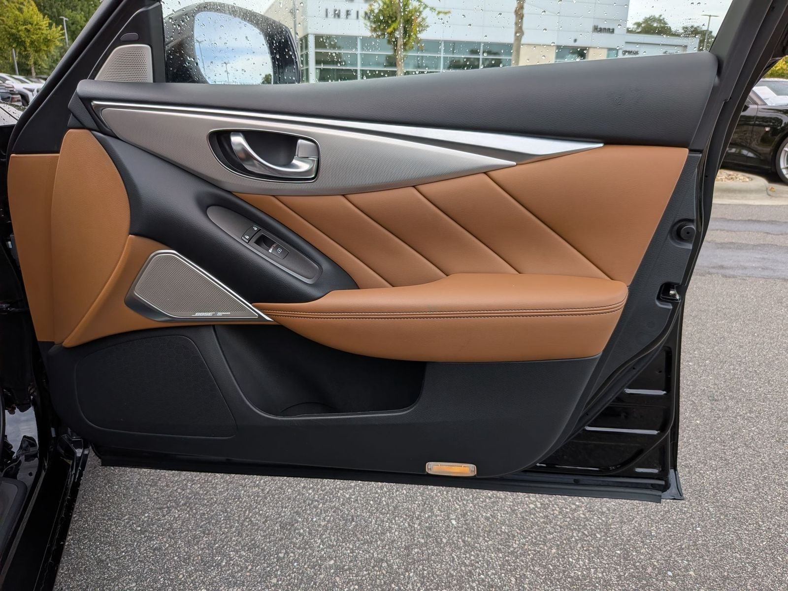 2023 INFINITI Q50 LUXE