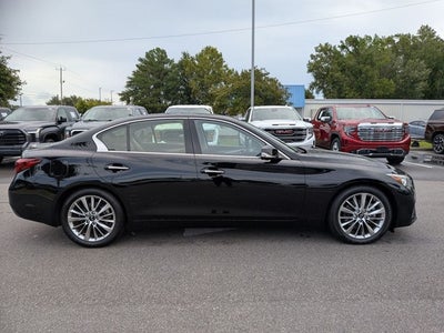 2023 INFINITI Q50 LUXE