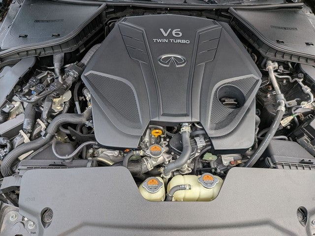 2023 INFINITI Q50 LUXE