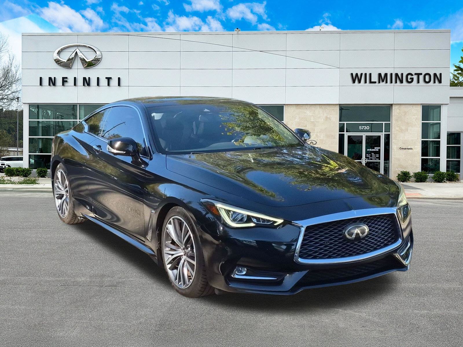 2022 INFINITI Q60 Coupe LUXE