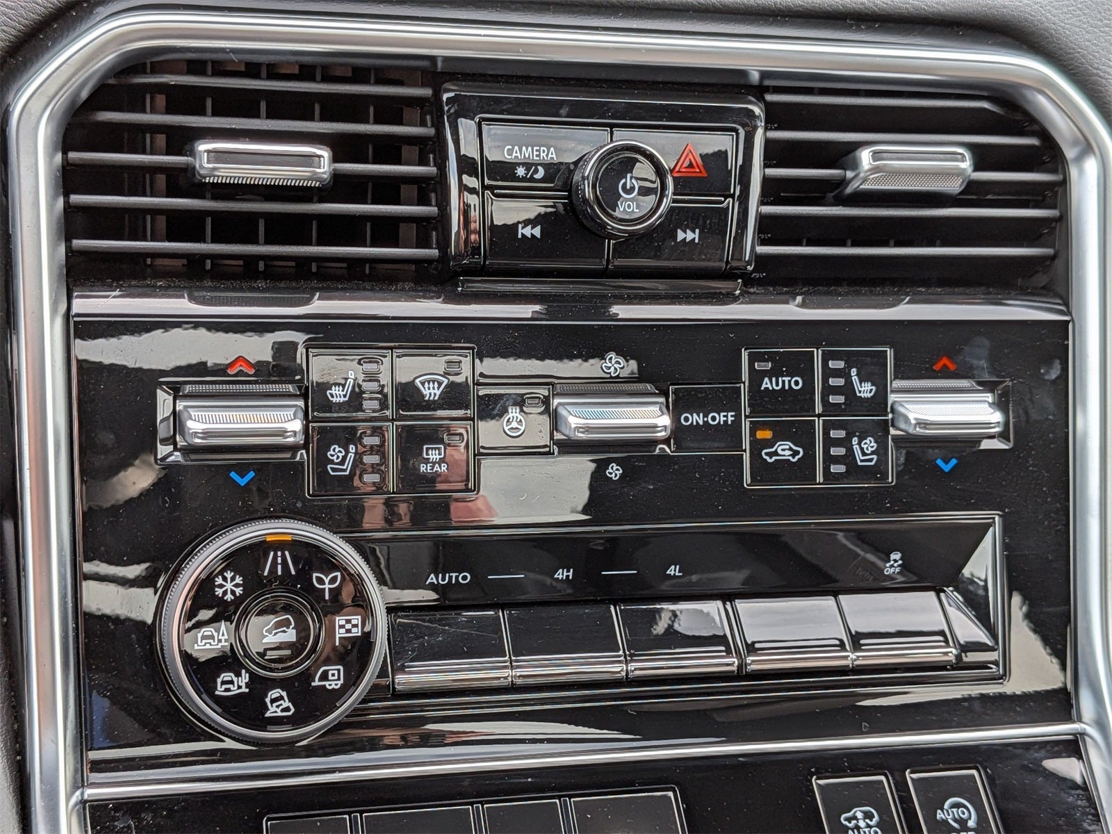 2025 Nissan Armada Platinum Reserve