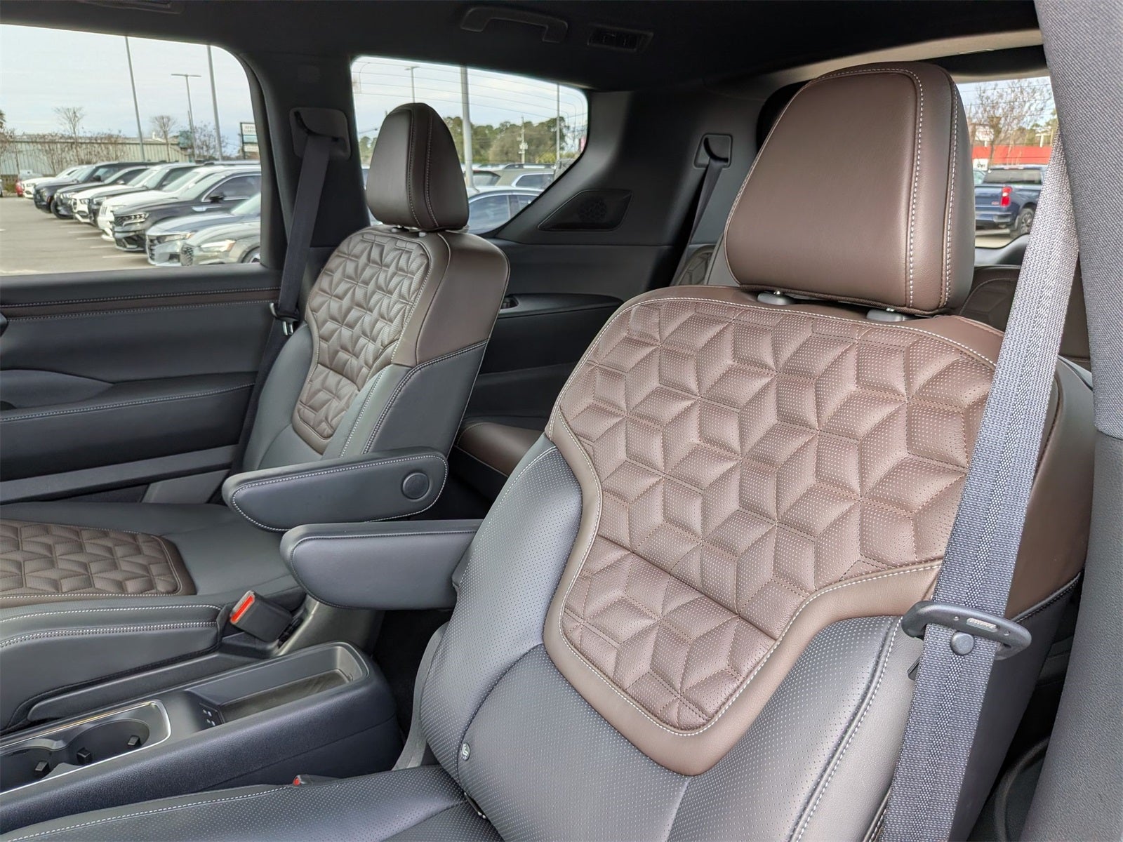 2025 Nissan Armada Platinum Reserve