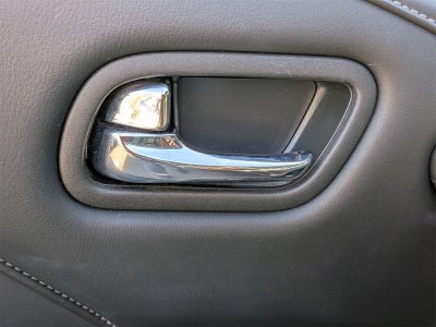 2023 INFINITI QX80 LUXE