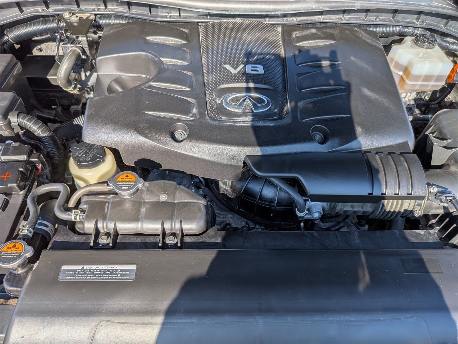 2023 INFINITI QX80 LUXE