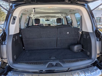 2023 INFINITI QX80 LUXE