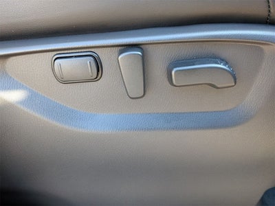 2023 INFINITI QX80 LUXE