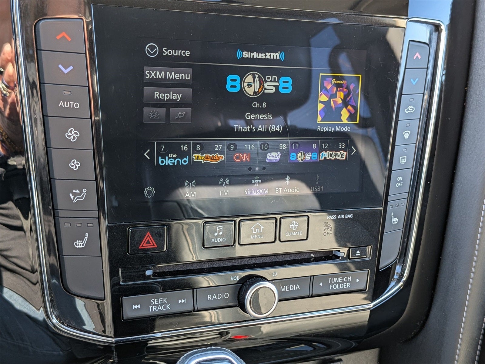 2021 INFINITI QX80 LUXE