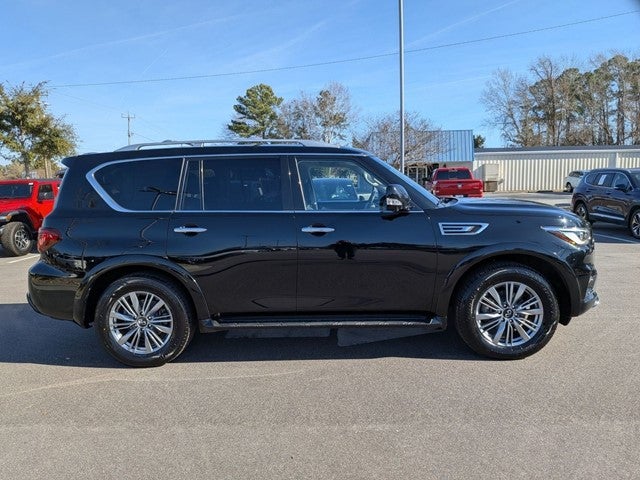 2021 INFINITI QX80 LUXE