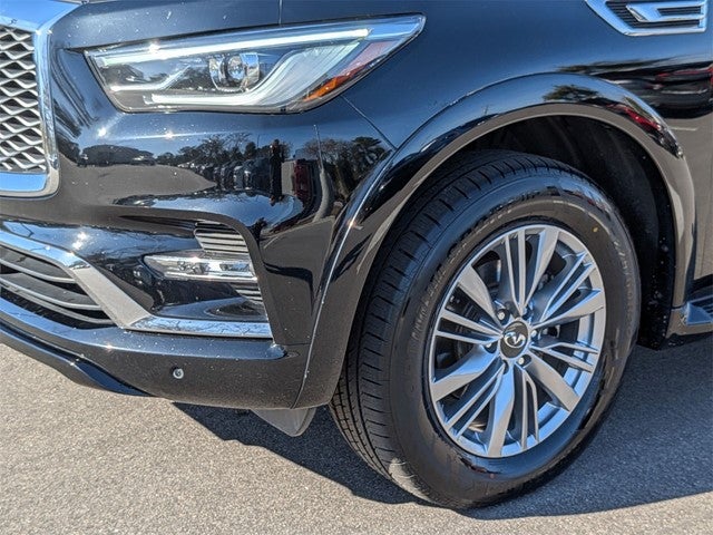 2021 INFINITI QX80 LUXE