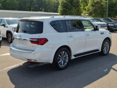 2023 INFINITI QX80 LUXE