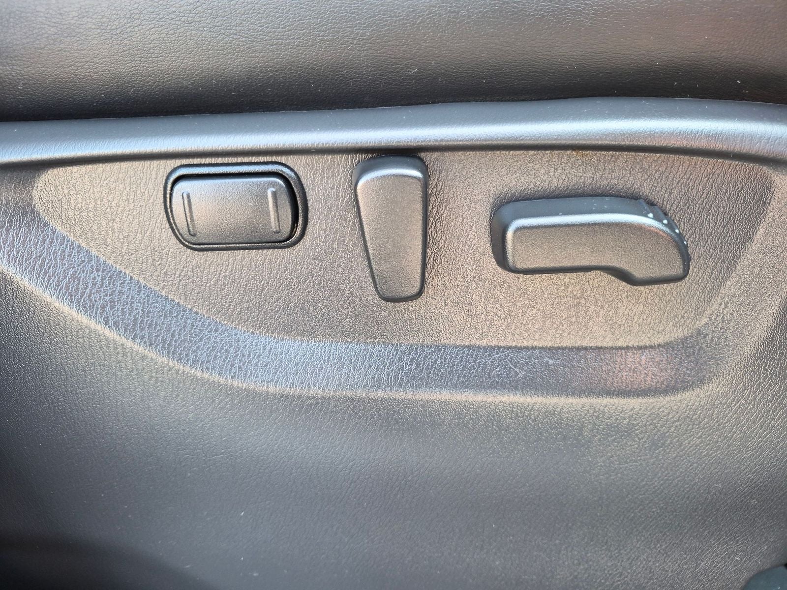 2023 INFINITI QX80 LUXE