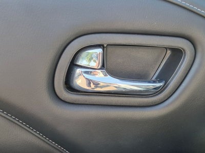 2023 INFINITI QX80 LUXE