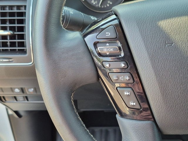 2023 INFINITI QX80 LUXE