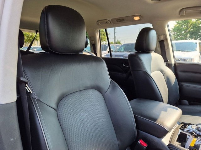 2023 INFINITI QX80 LUXE