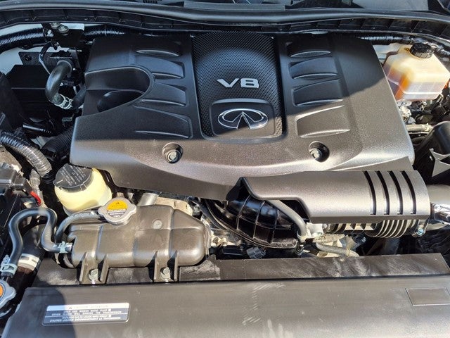 2023 INFINITI QX80 LUXE