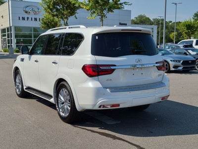 2023 INFINITI QX80 LUXE