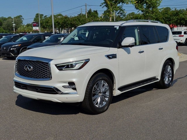 2023 INFINITI QX80 LUXE