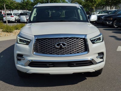 2023 INFINITI QX80 LUXE