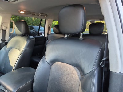 2023 INFINITI QX80 LUXE