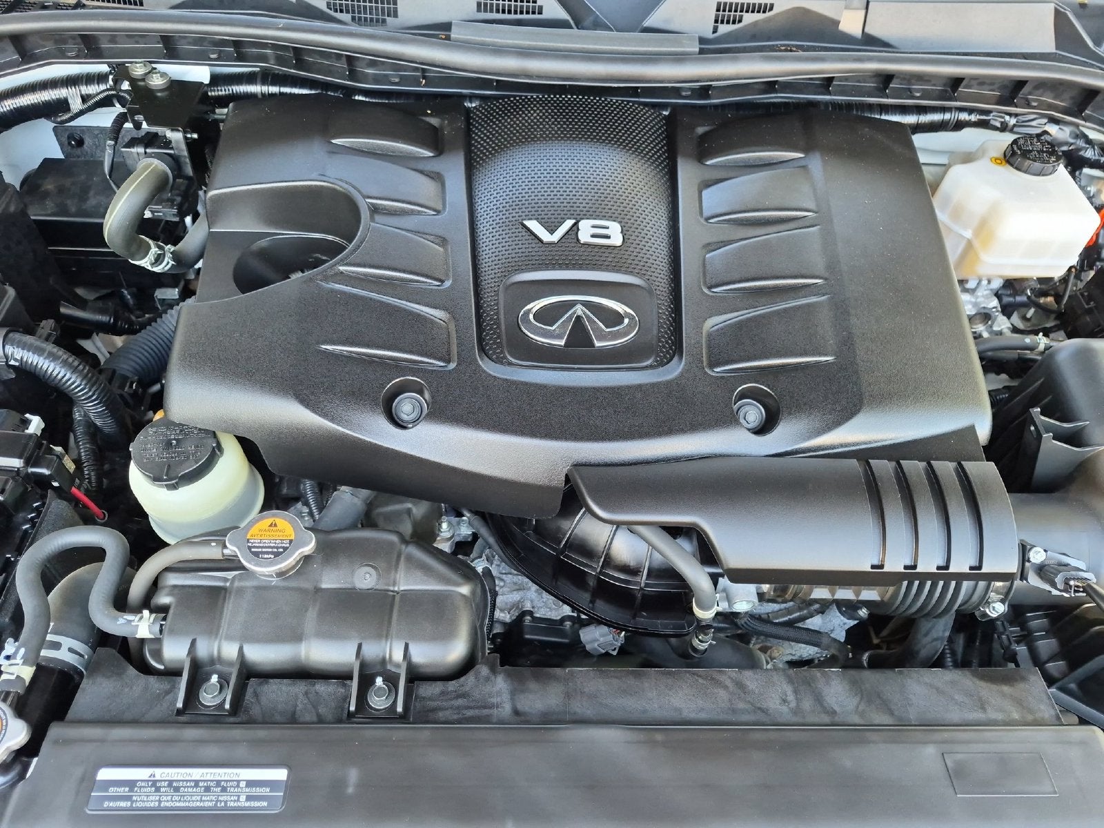 2023 INFINITI QX80 LUXE
