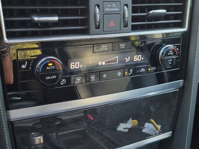 2023 INFINITI QX80 LUXE