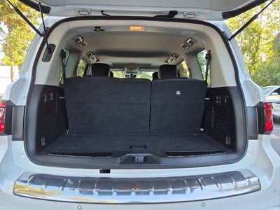 2023 INFINITI QX80 LUXE