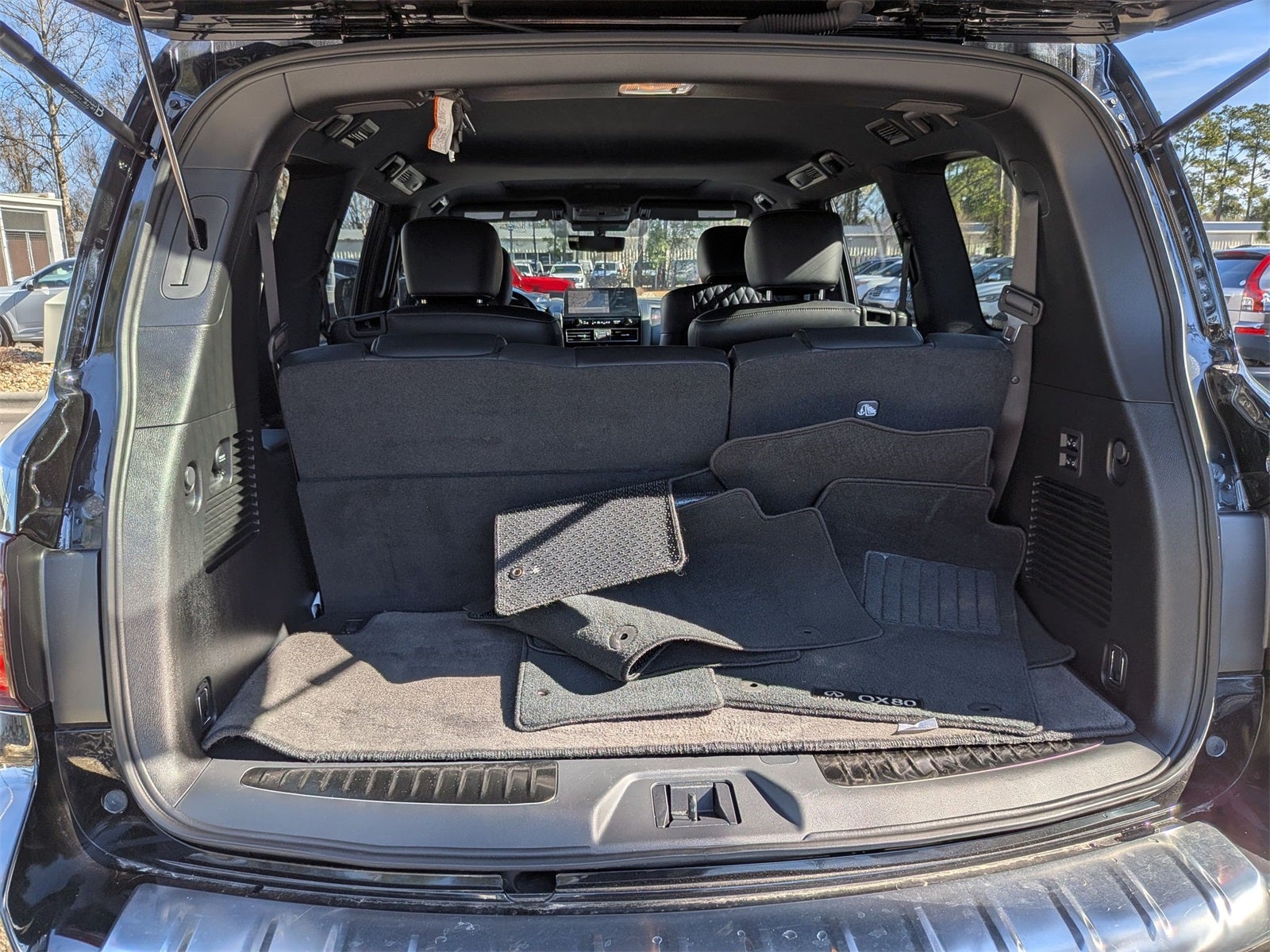 2024 INFINITI QX80 Sensory